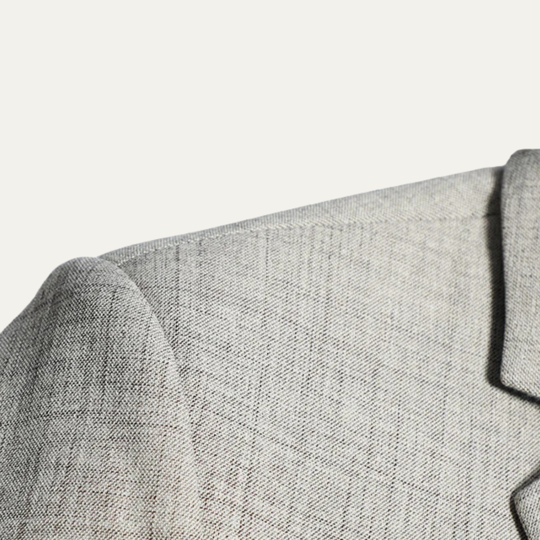 The Ashwood Ridge Men’s Slim Fit Business Suit Blazer