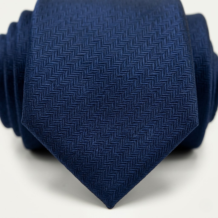 The Monterosso Men’s Luxury Silk Neck Tie - Navy Blue