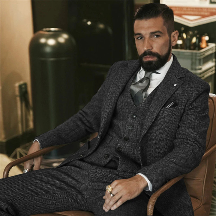 The Teramo Men’s Herringbone Tweed 3 Piece Suit – Jacket, Vest & Pants