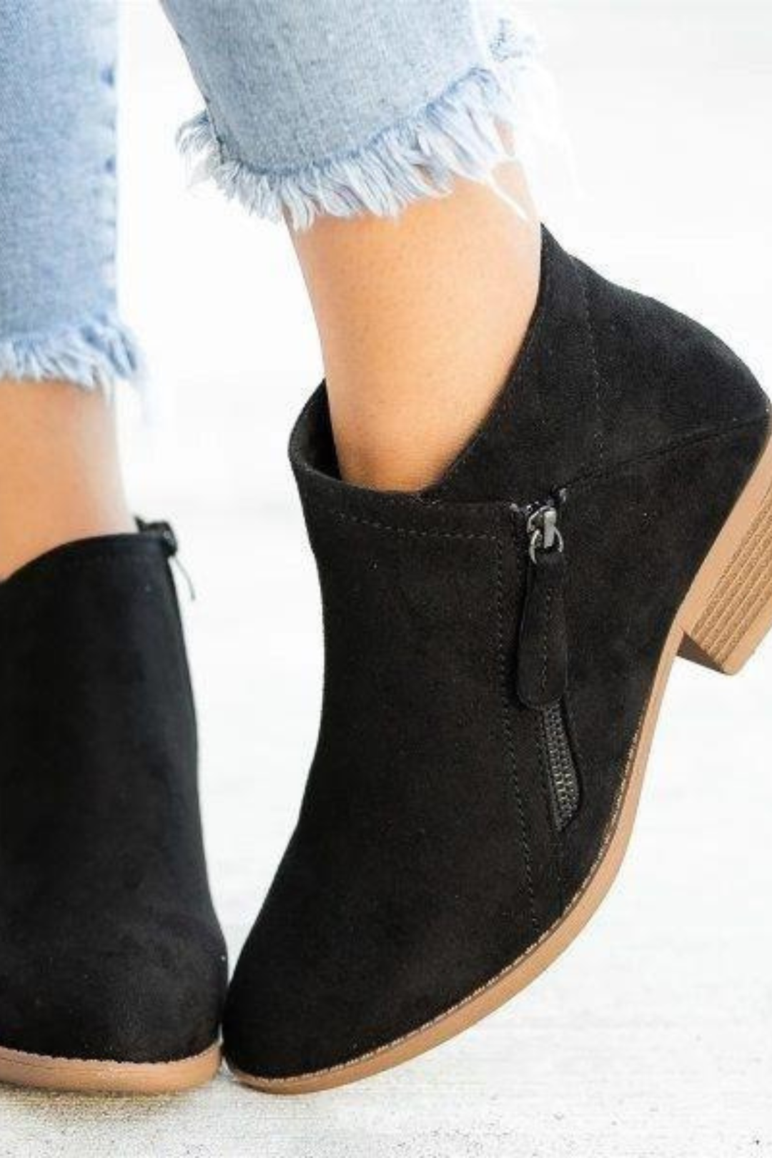 Women’s Western Ankle Boots – Side Zip Block Heel Booties