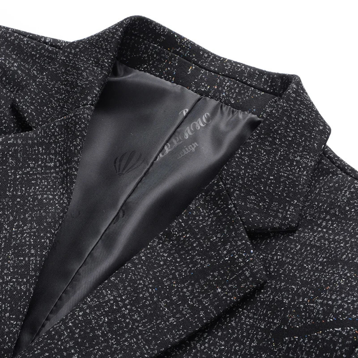 The Sassicaia Men’s Slim Fit Smart Casual Checked Blazer