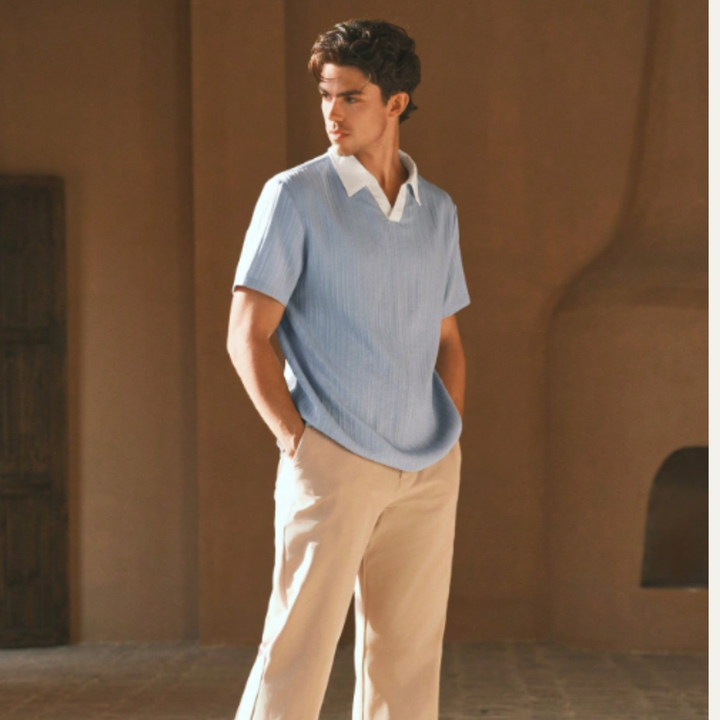 The Melbourne Men’s Short Sleeve Knit Polo Shirt with Contrast Collar