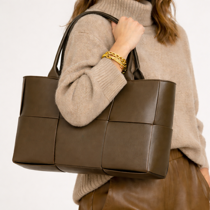 Elegant Woven Tote Bag – Plush Vegan Leather