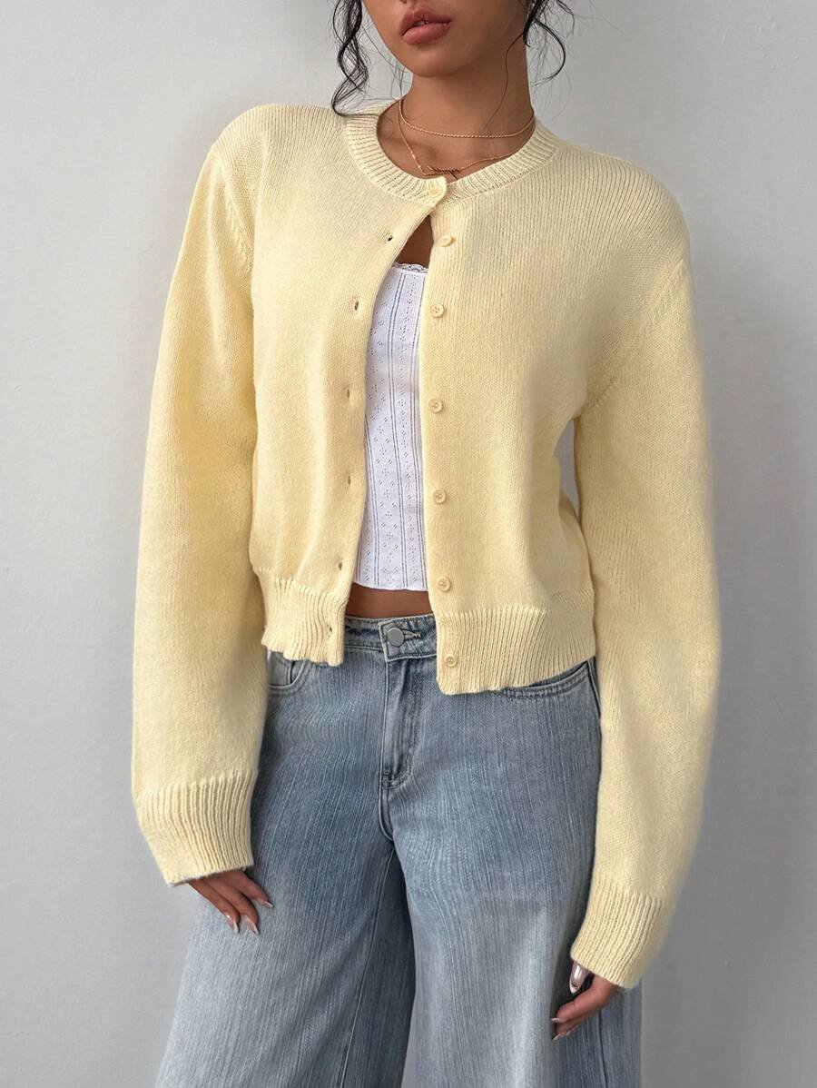 Women's Cropped Round Neck Button Front Cardigan