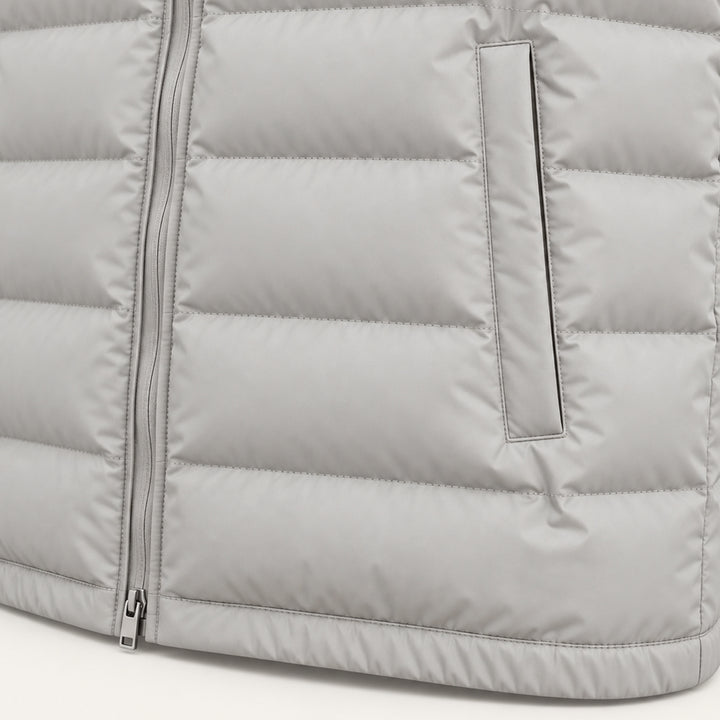 The Caldwell Men’s Lightweight Down Packable Puffer Vest
