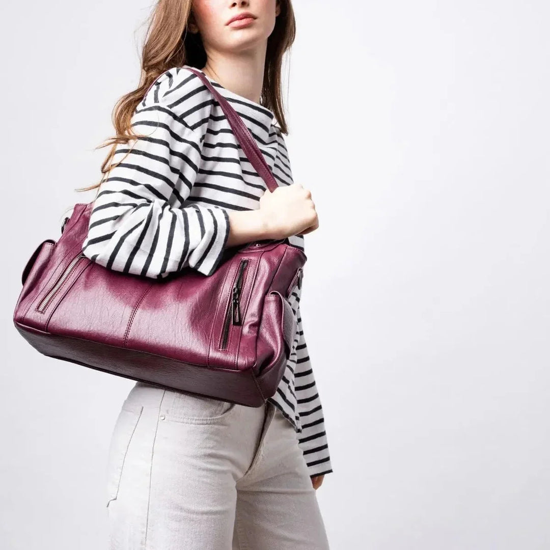 Classic Everyday Tote – Stylish and Roomy Shoulder Bag Crafted from Soft Vegan Leather