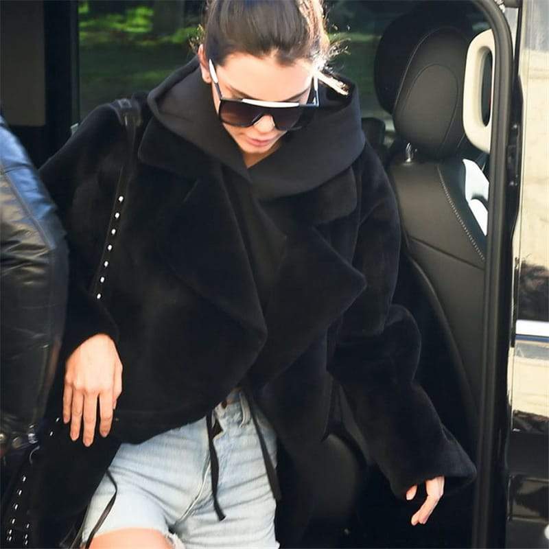 Women's Long Faux Fur Coat – Luxury Oversized Winter Teddy Jacket